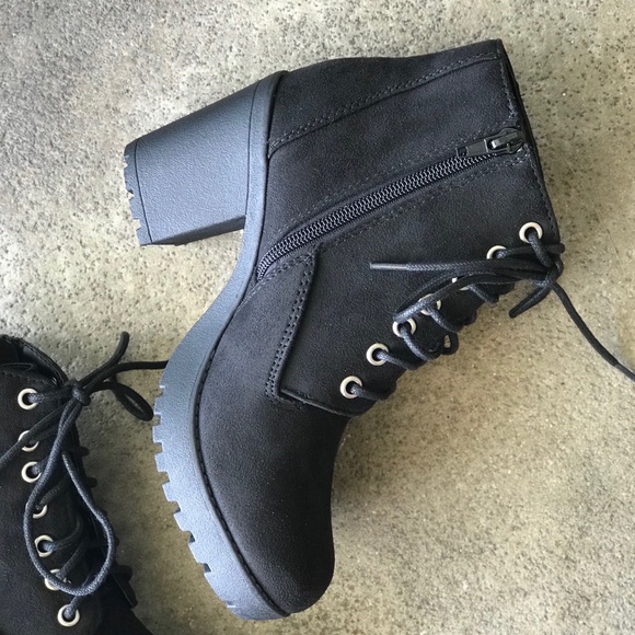 Soda Black Military Lug Sole Heeled Combat Bootie - Picture 3 of 8